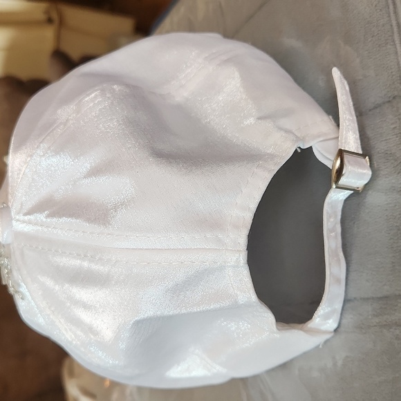 Brand New Handmade Womens Hat - Picture 3 of 7